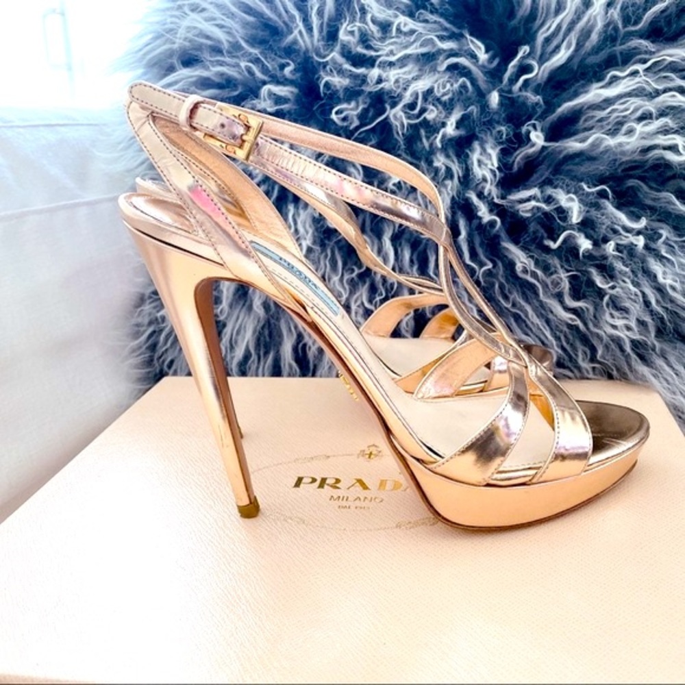 Prada Capretto Lame leather Sandal in Gold